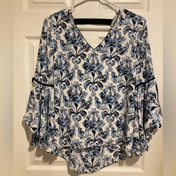 White House Black Market (WHBM) Women’s Blouse Top Sz. 2 - Picture 3 of 9